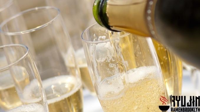 How to Store and Serve Champagne for The Best Flavor