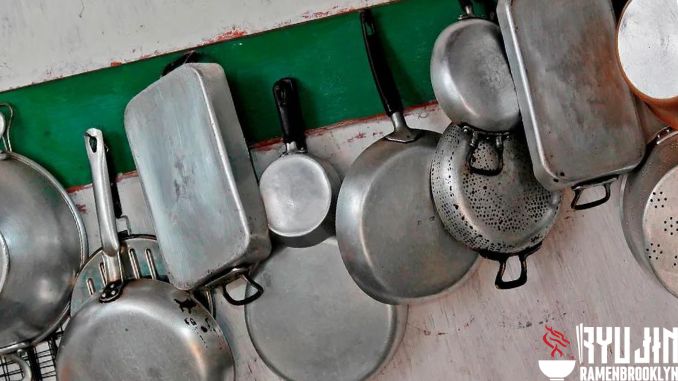 How to Recycle Old Cookware