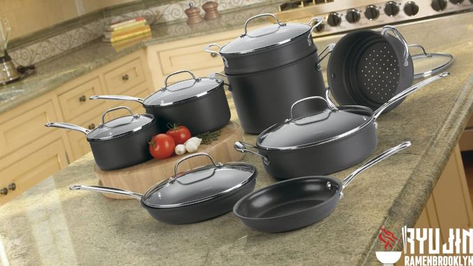 What are The Benefits of Hard-Anodized Cookware?